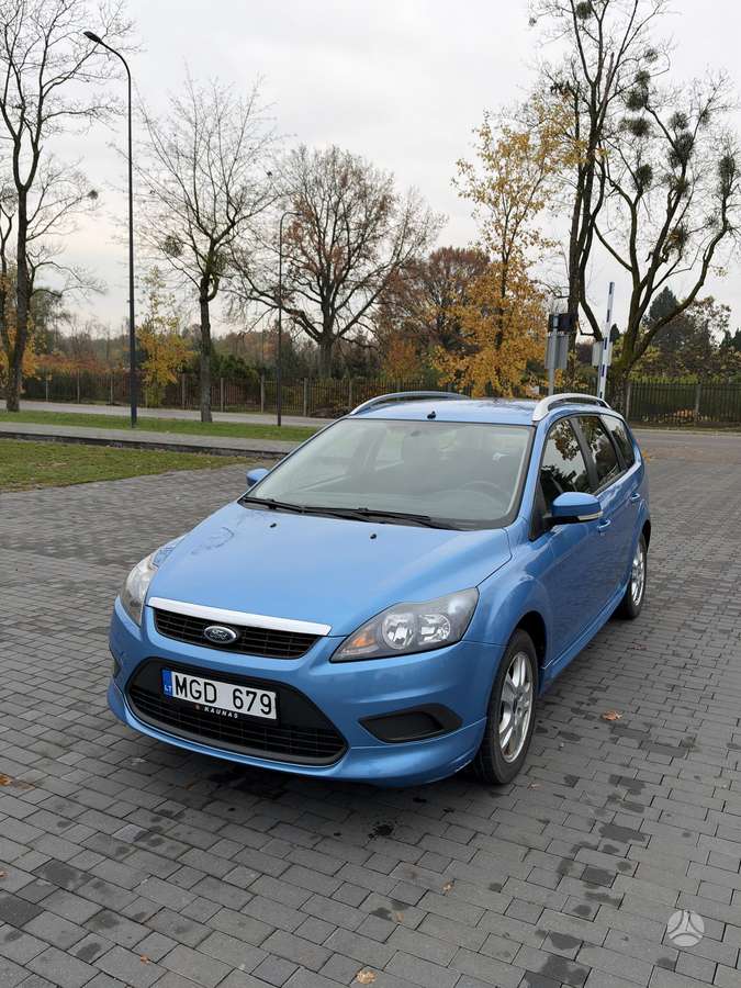 Ford Focus 2011 — photo 5