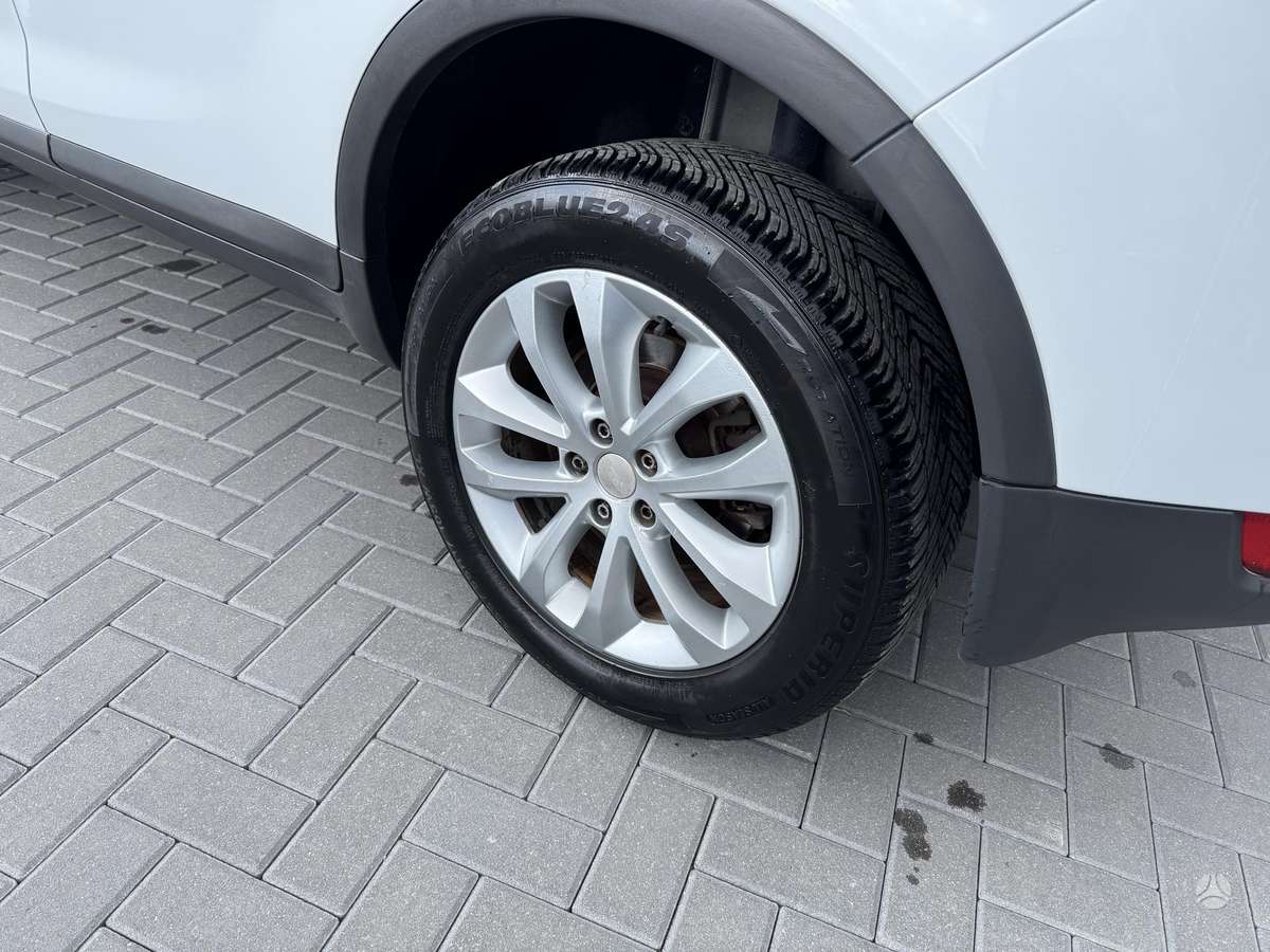 Ford Kuga 2009 — photo 11