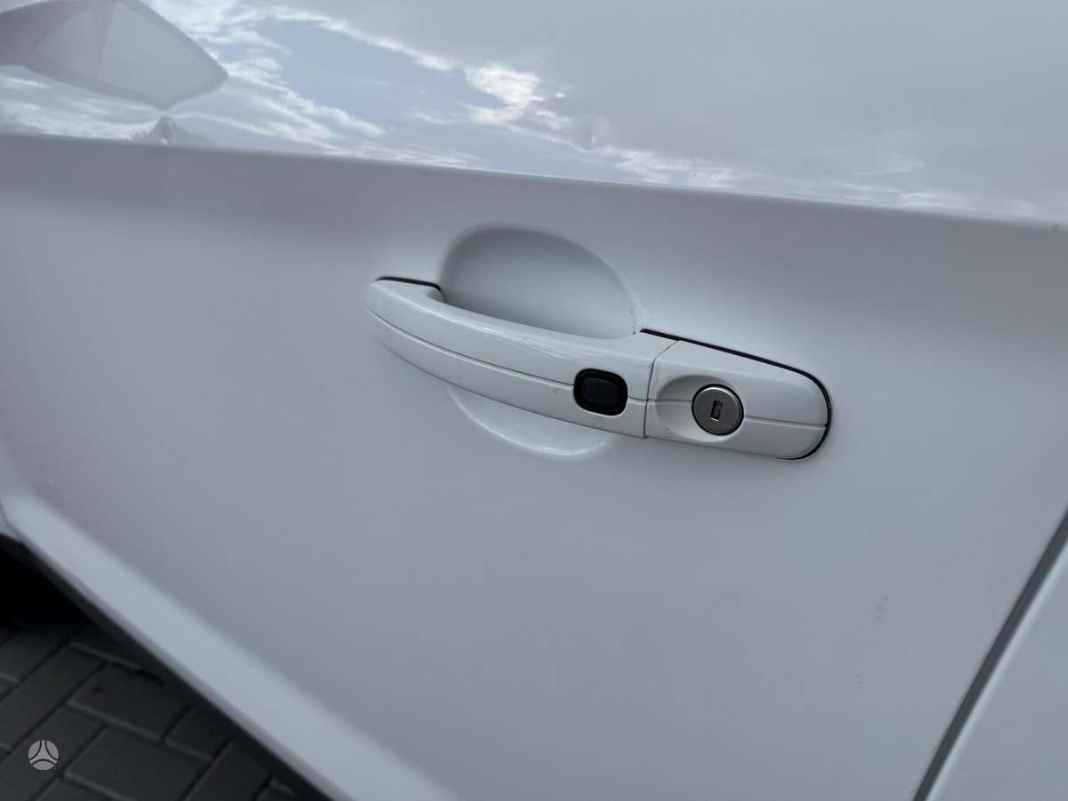 Ford Kuga 2009 — photo 12