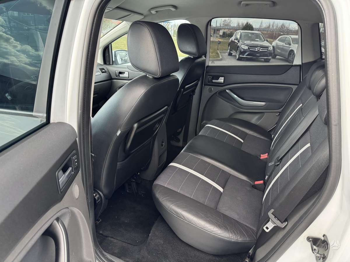 Ford Kuga 2009 — photo 18