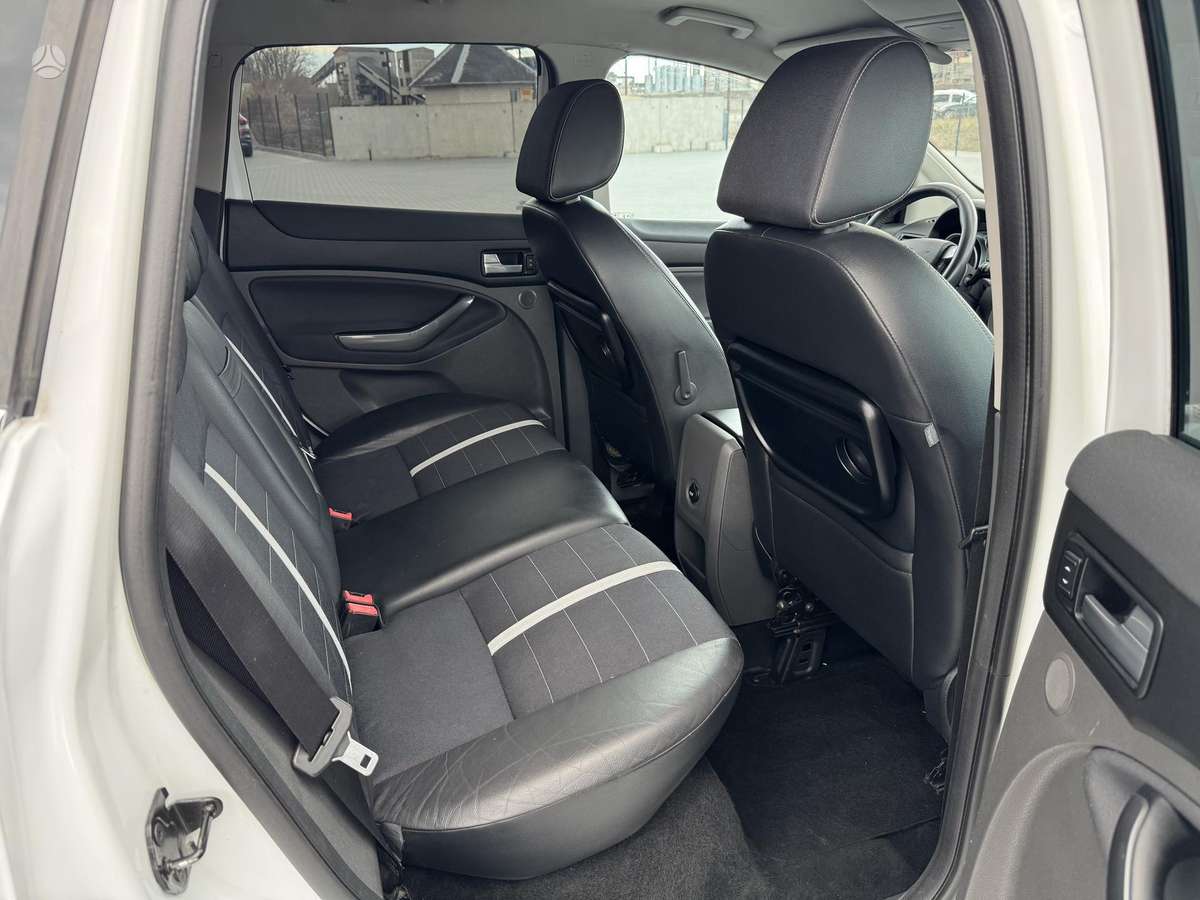 Ford Kuga 2009 — photo 22