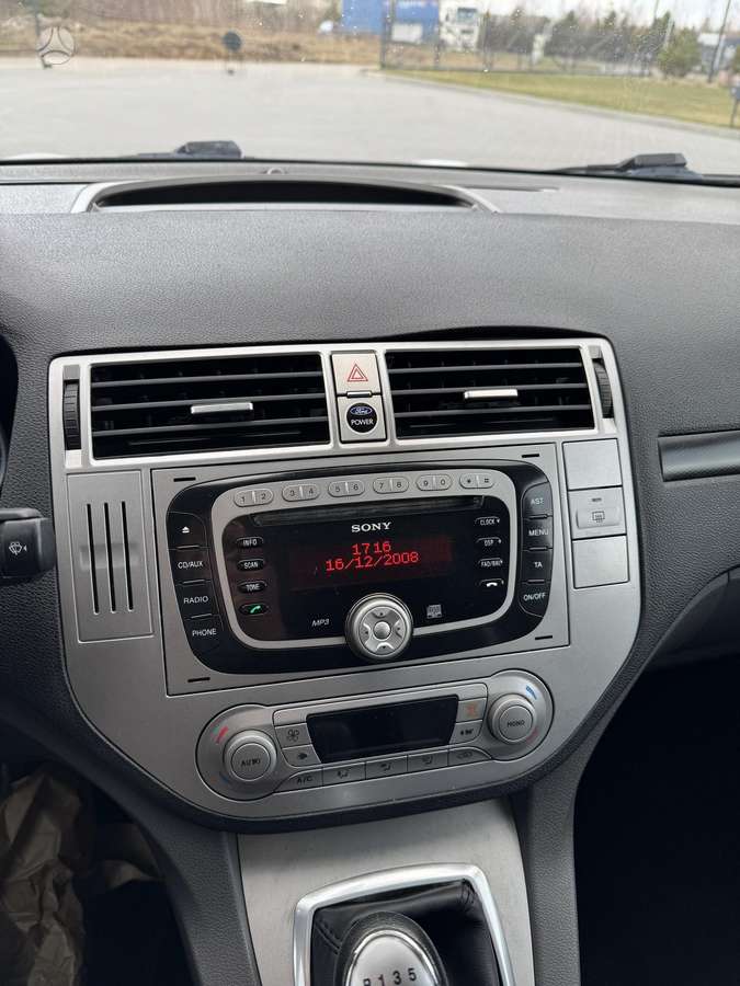 Ford Kuga 2009 — photo 23