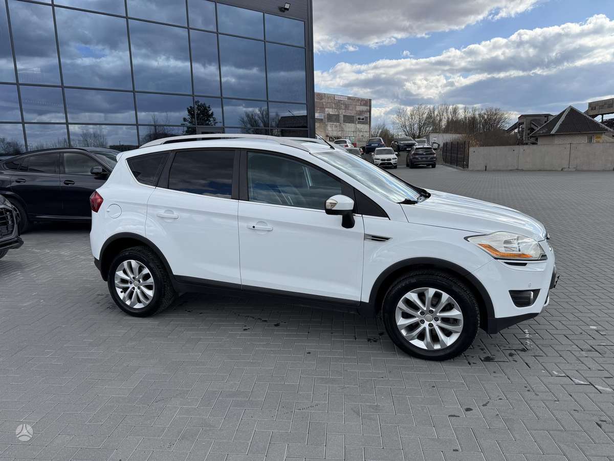 Ford Kuga 2009 — photo 9