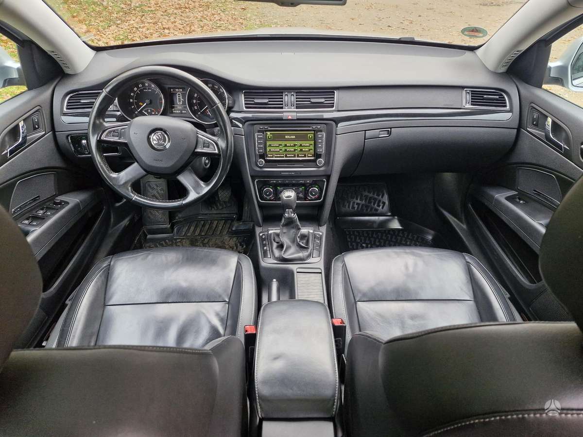 Skoda Superb 2013 — photo 12