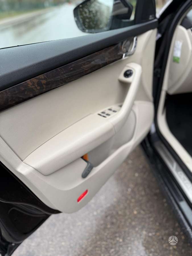 Skoda Octavia 2015 — вигляд ззаду