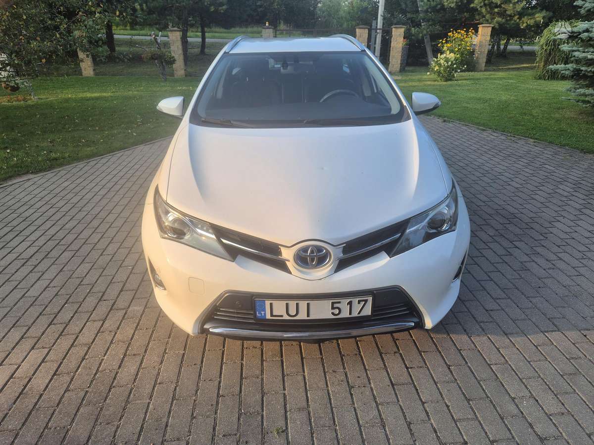 Toyota Auris, 2014