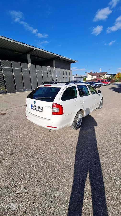 Skoda Octavia 2012 — салон