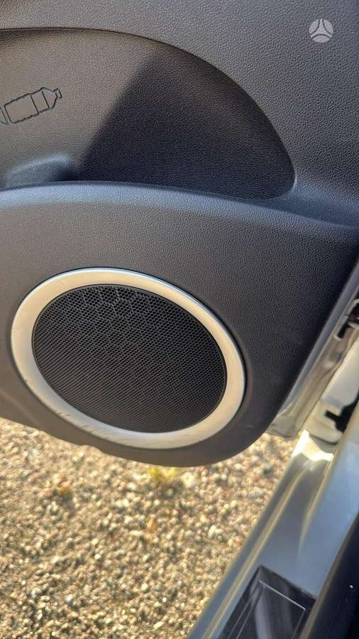 Renault Scenic 2012 — photo 21