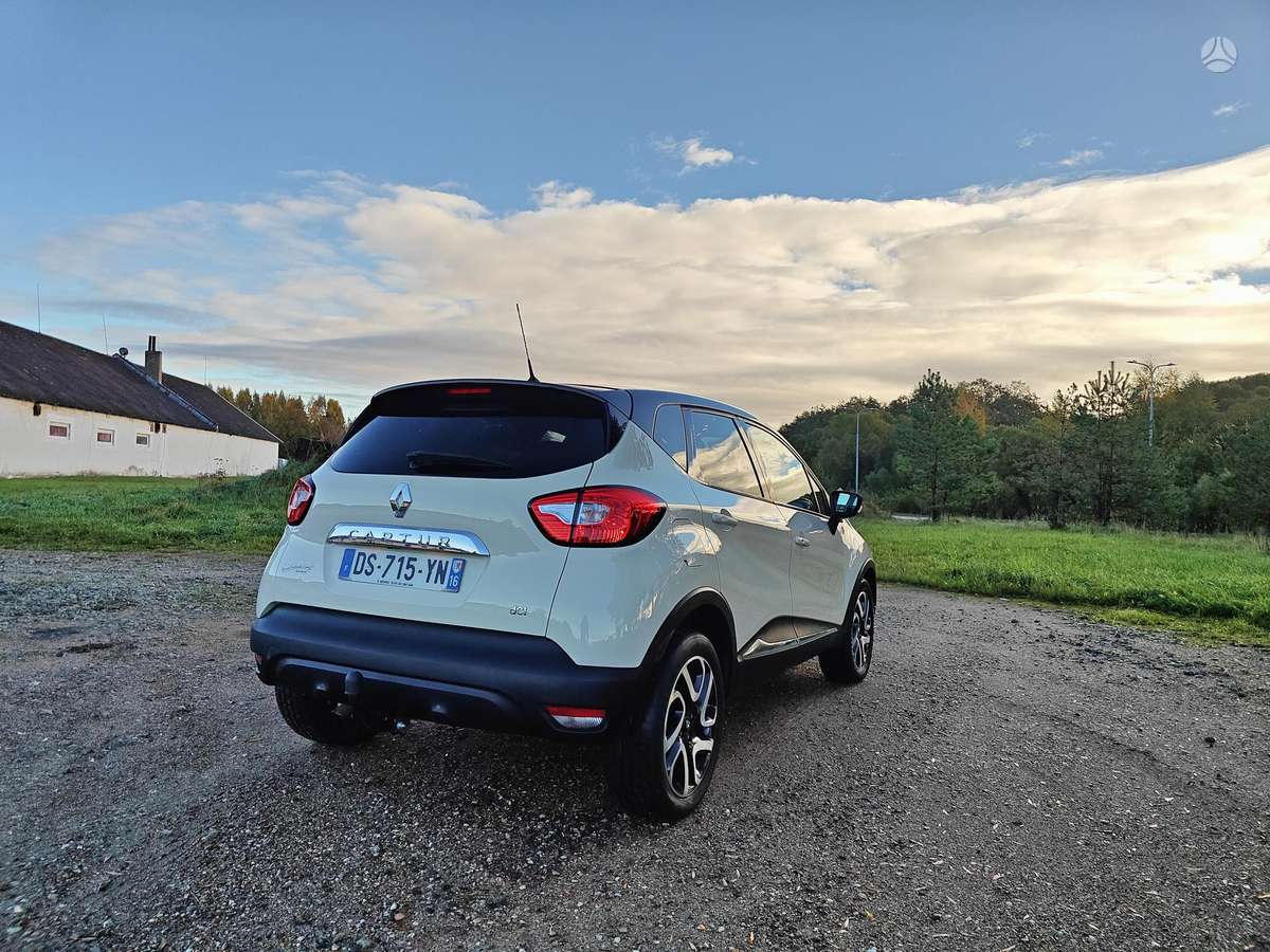 Renault Captur 2015 — фото 10