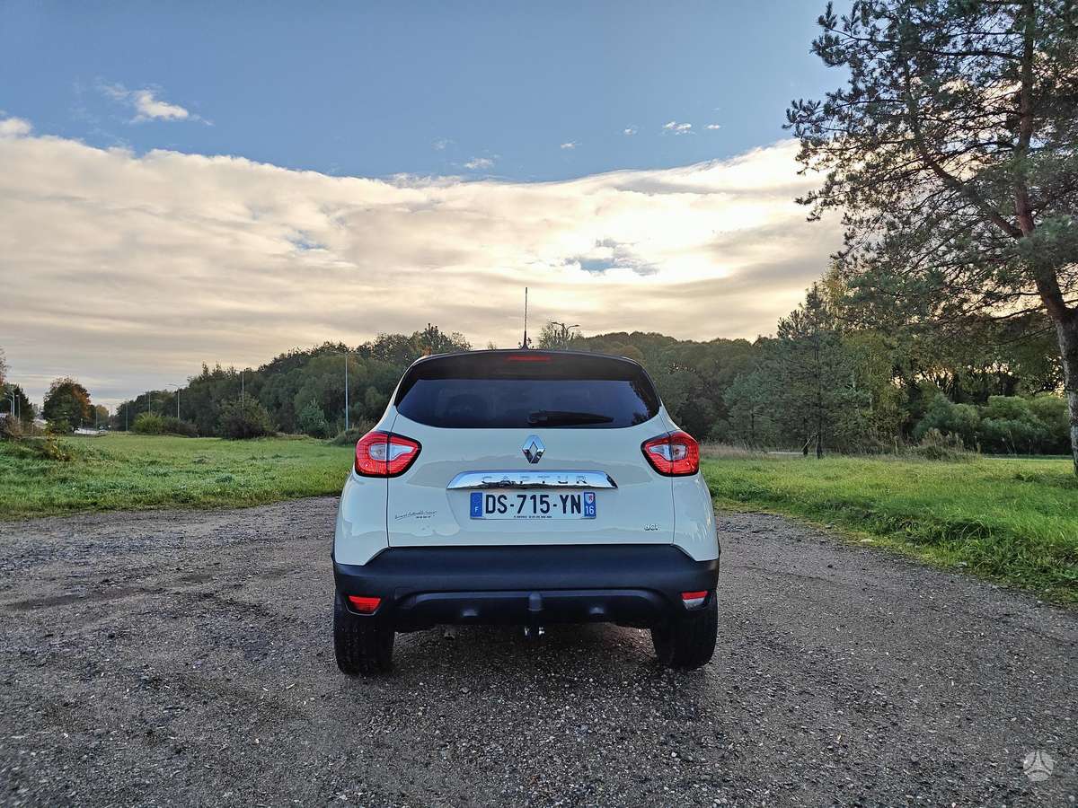 Renault Captur 2015 — фото 12