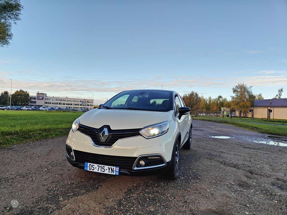 Renault Captur 2015 — двигун 1461 cm³, 90 HP (66kW)