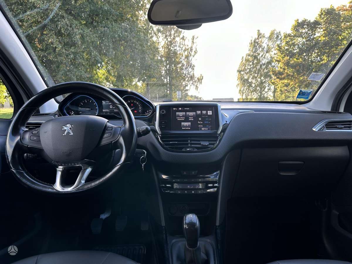 Peugeot 2008 2015 — фото 16