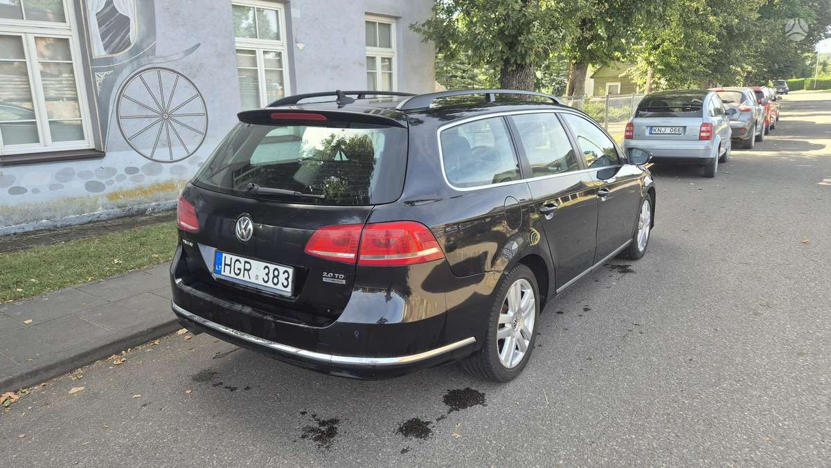 Volkswagen Passat 2011 — photo 5
