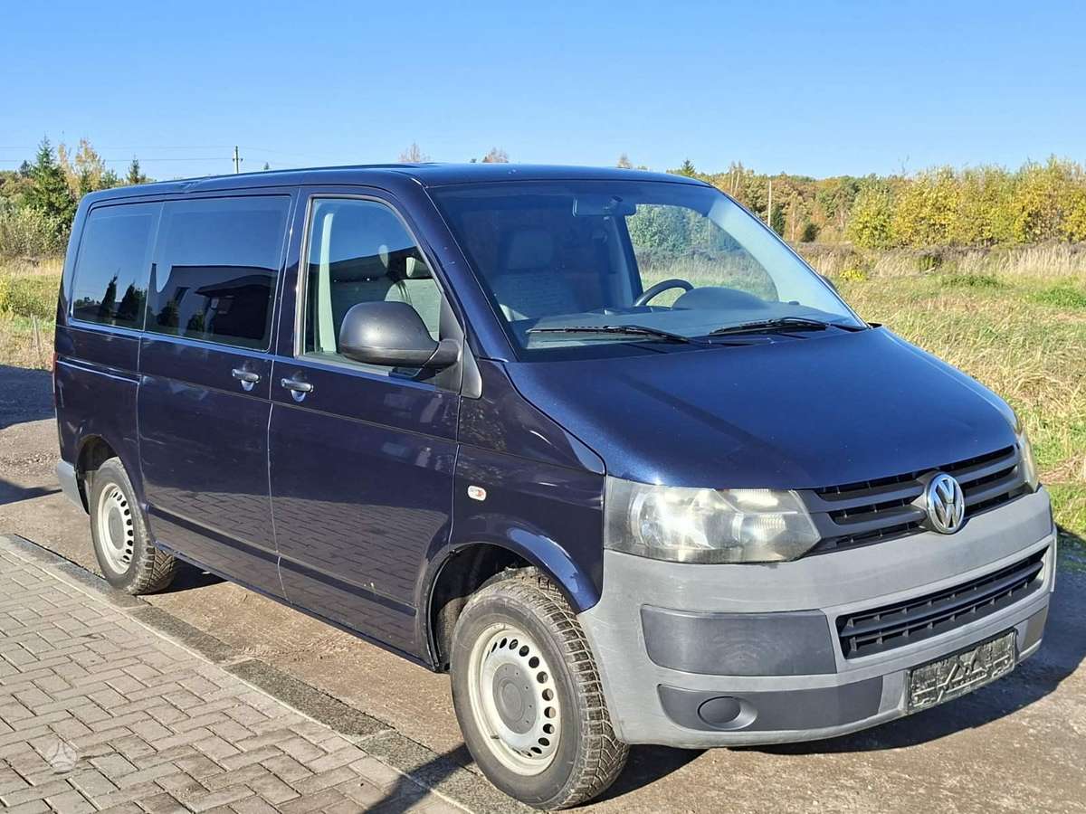 Volkswagen Transporter 2012 — вигляд ззаду