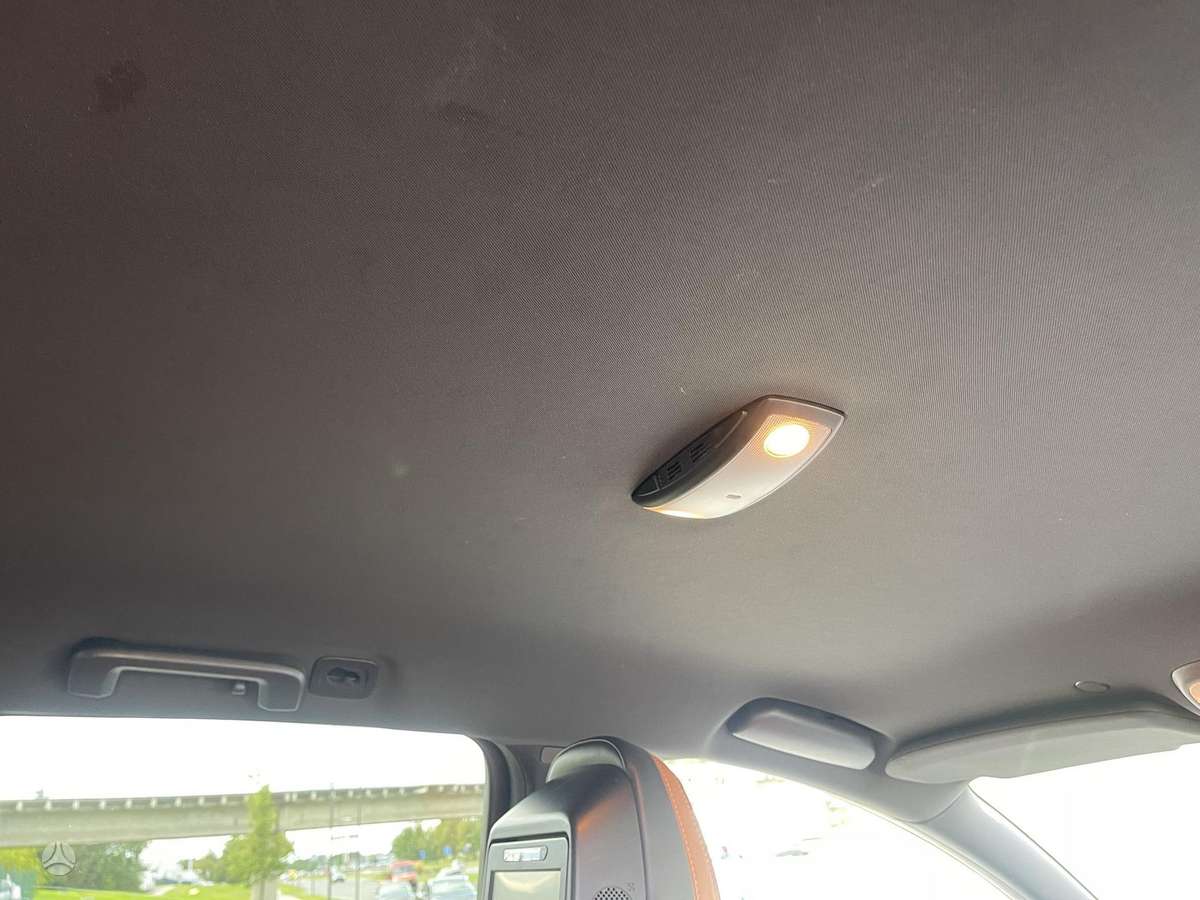 Volvo V60 2014 — photo 32