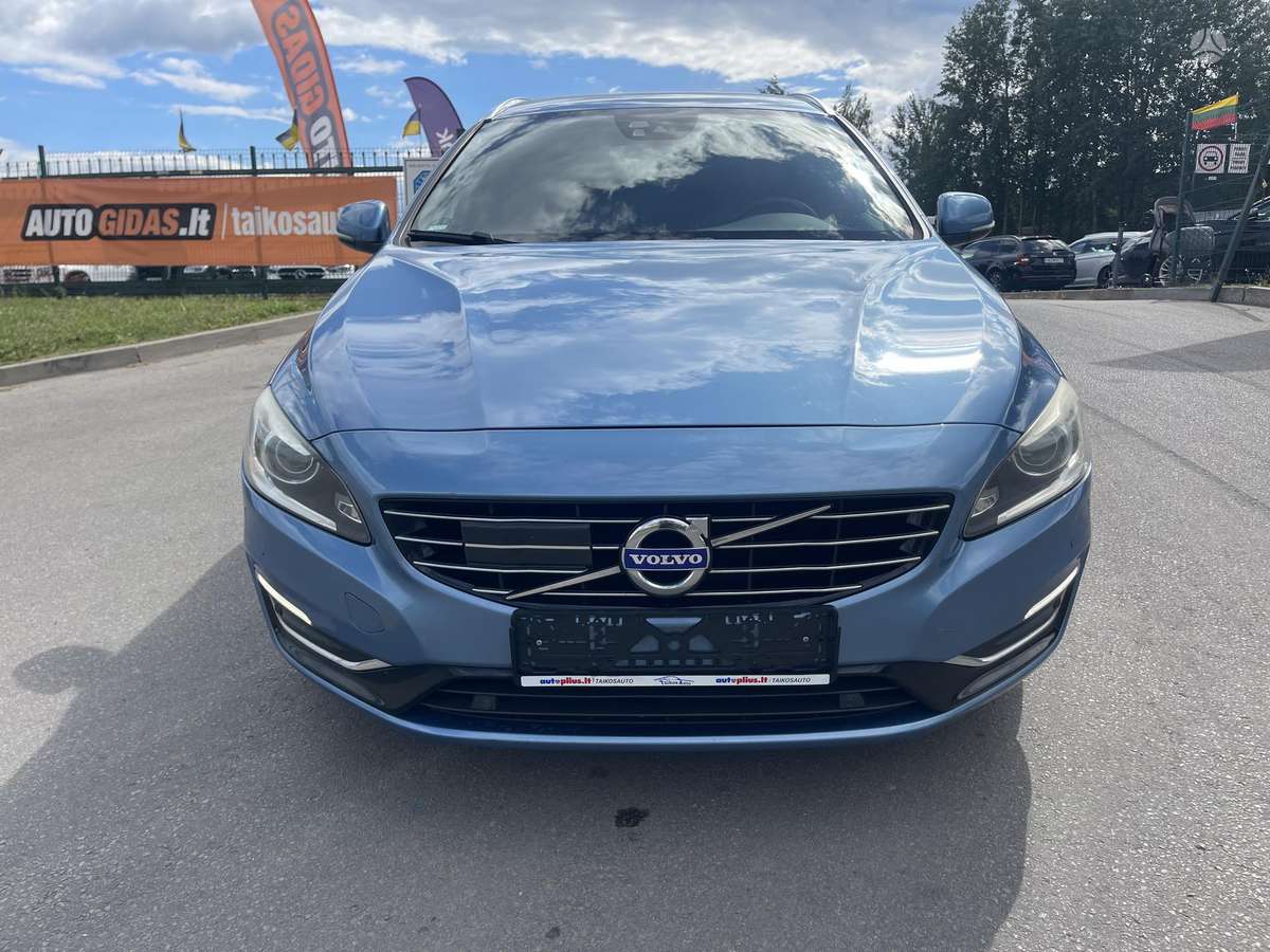 Volvo V60 2014 — engine 2400 cm³, 280 HP (206kW)