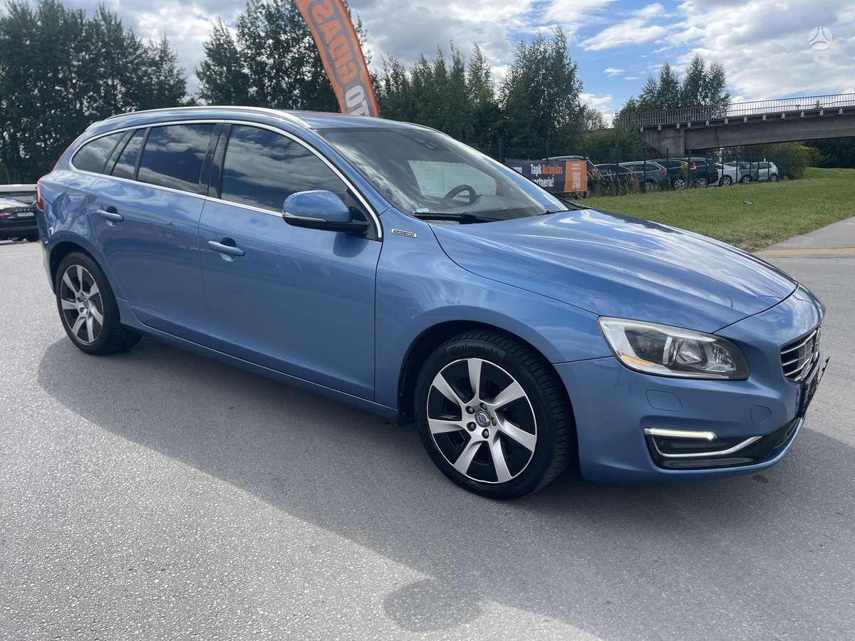 Volvo V60 2014 — photo 6