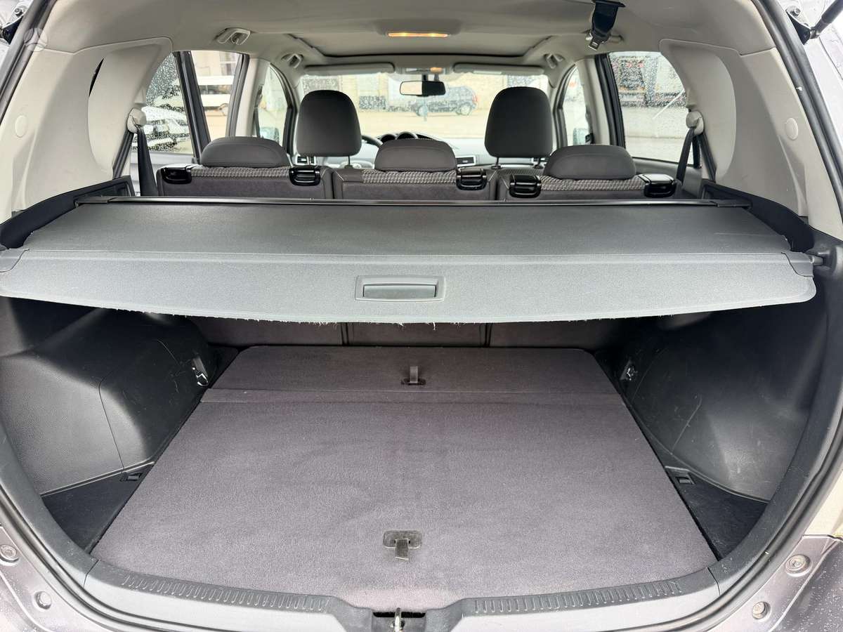 Toyota Verso 2014 — photo 33