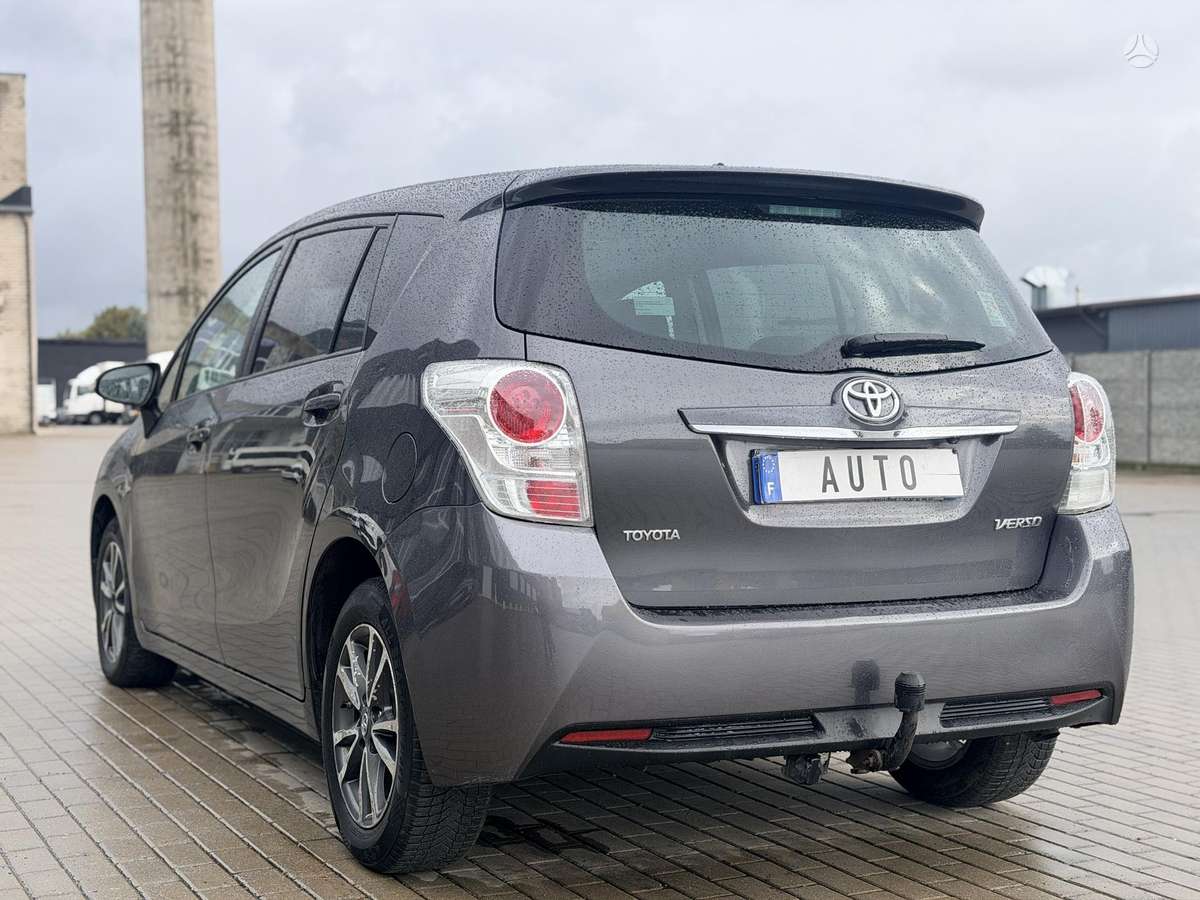 Toyota Verso 2014 — photo 7