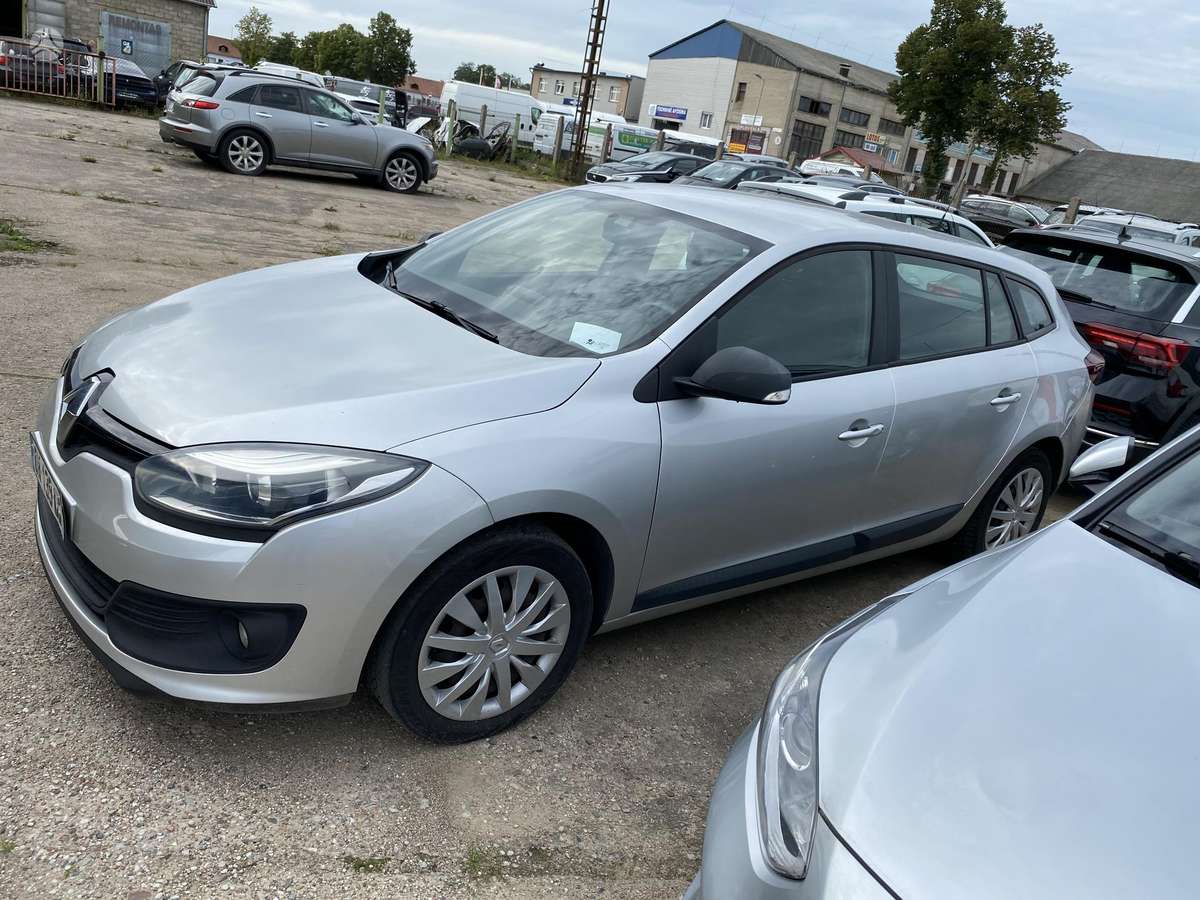 Renault Megane 2015 — rear view