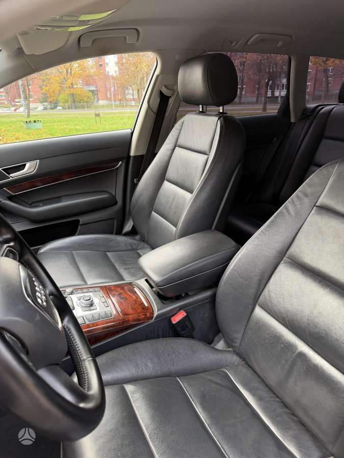 Audi A6 2010 — photo 10