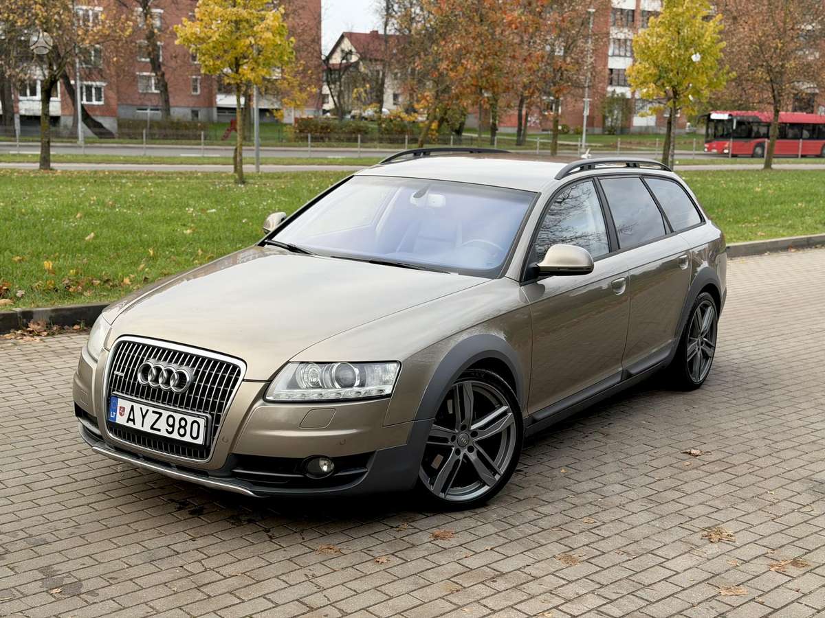 Audi A6 2010 — rear view
