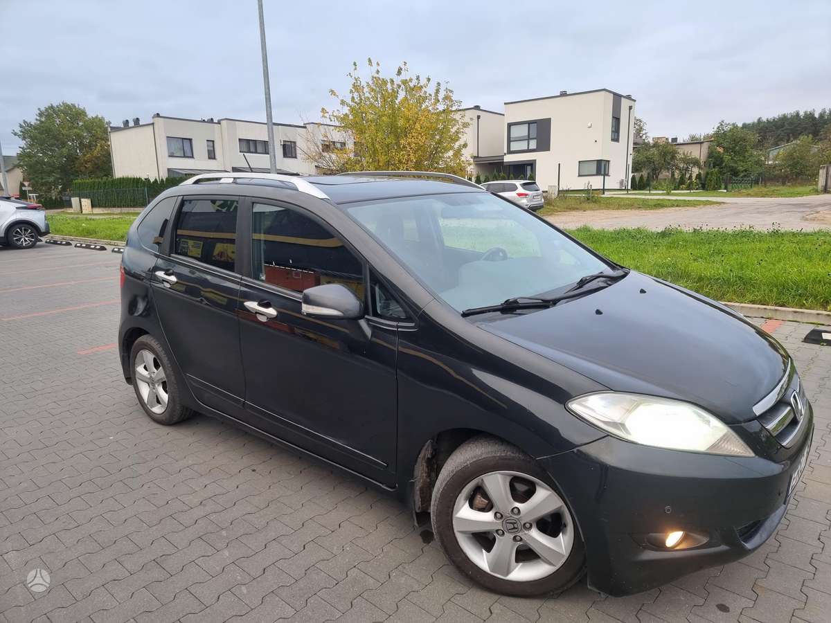 Honda FR-V 2007 — двигун 1800 cm³, 140 HP (103kW)