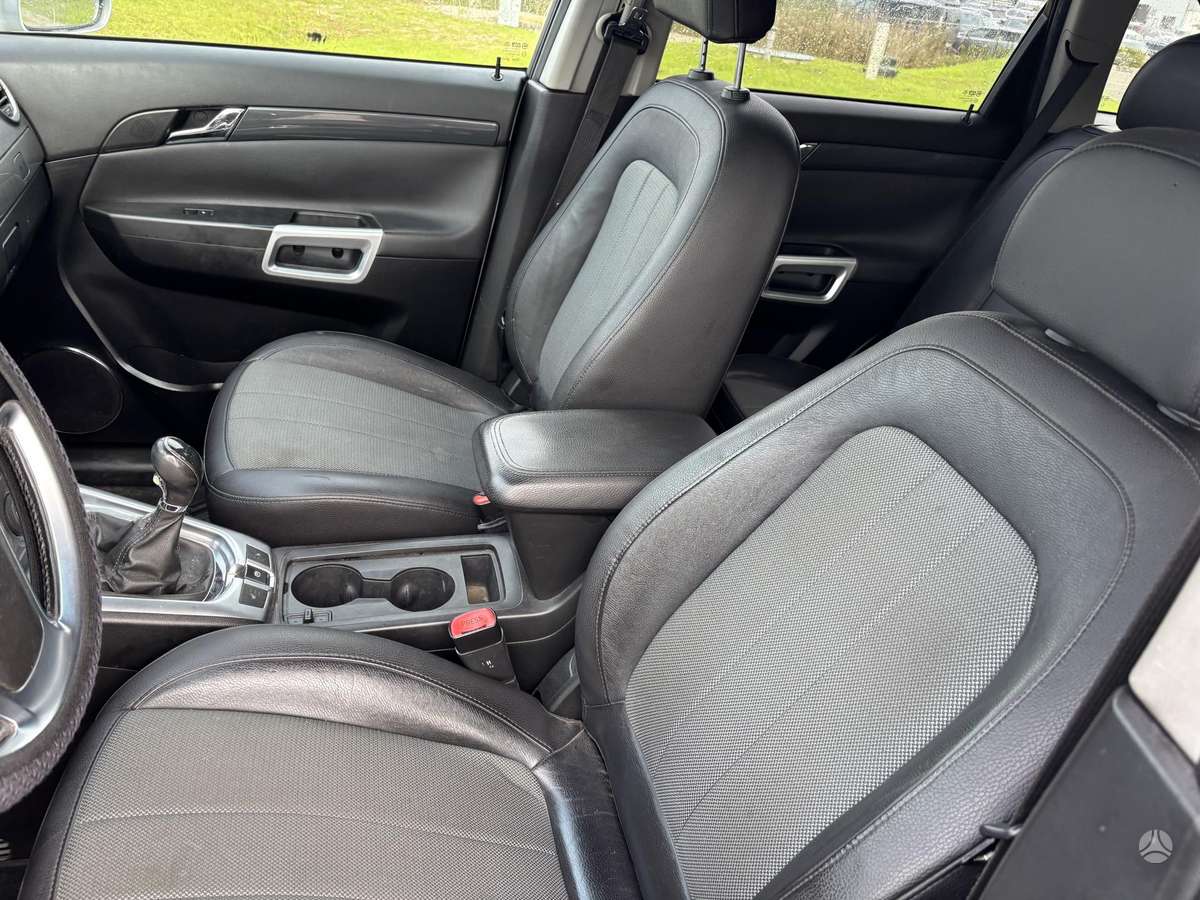 Opel Antara 2012 — photo 12