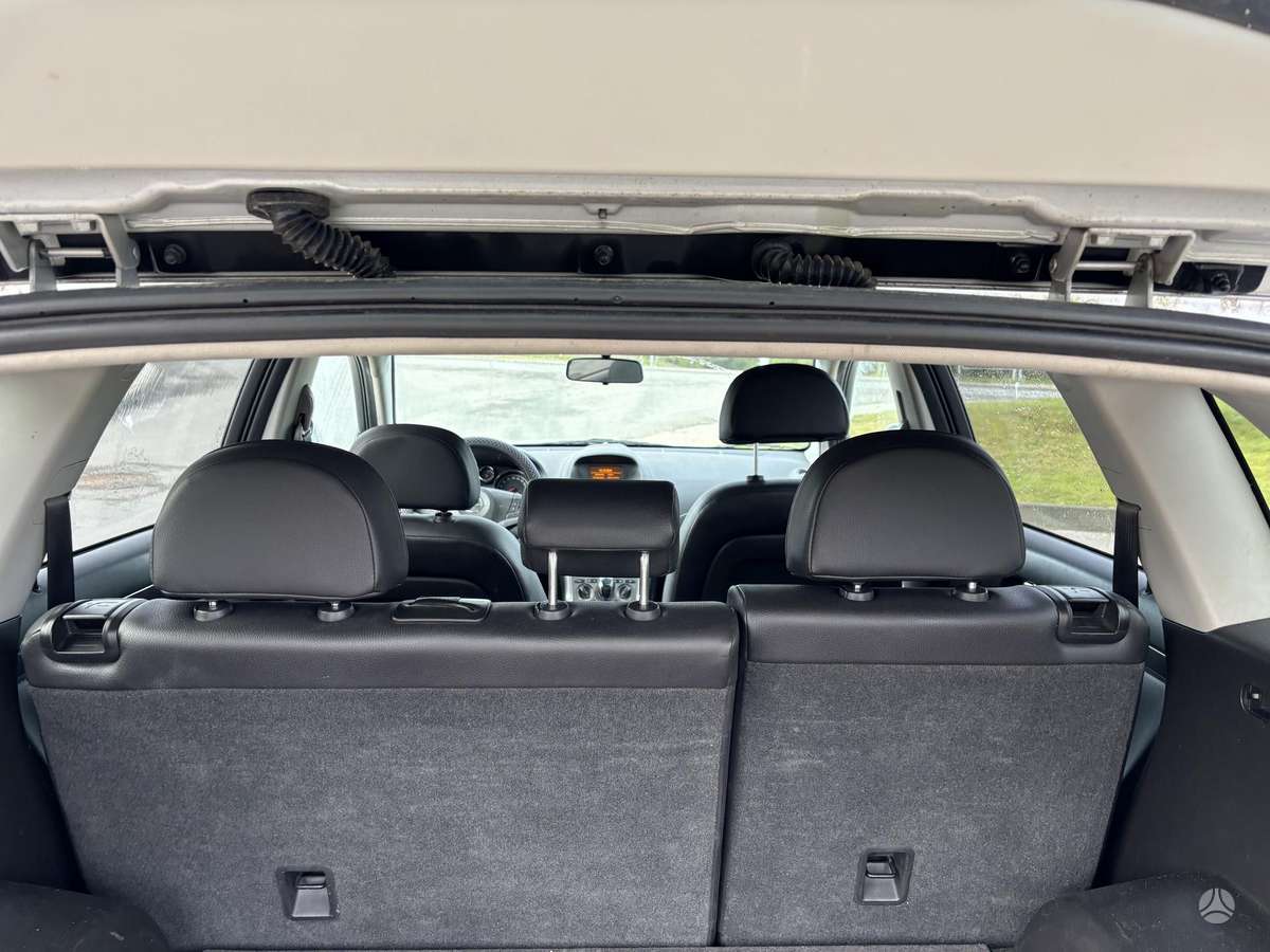 Opel Antara 2012 — photo 13