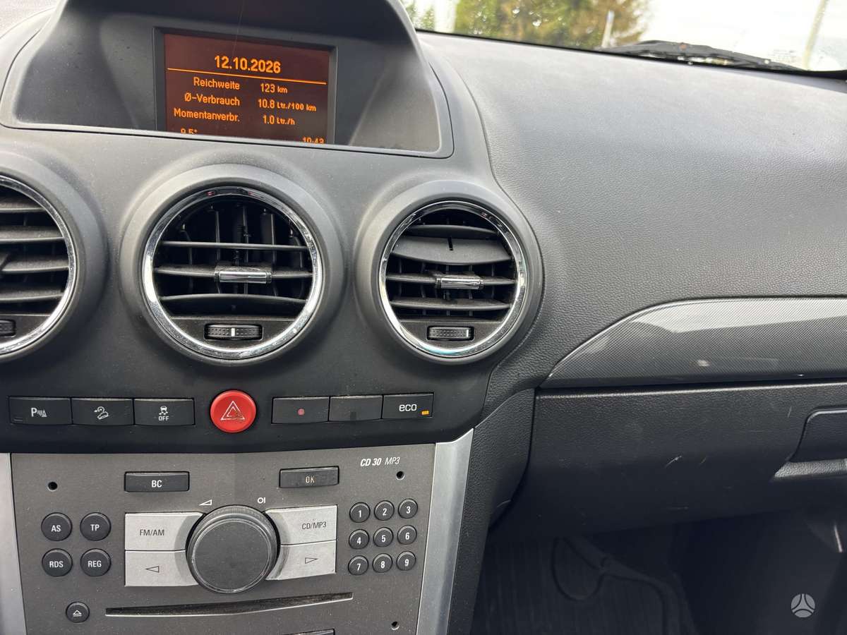 Opel Antara 2012 — photo 18
