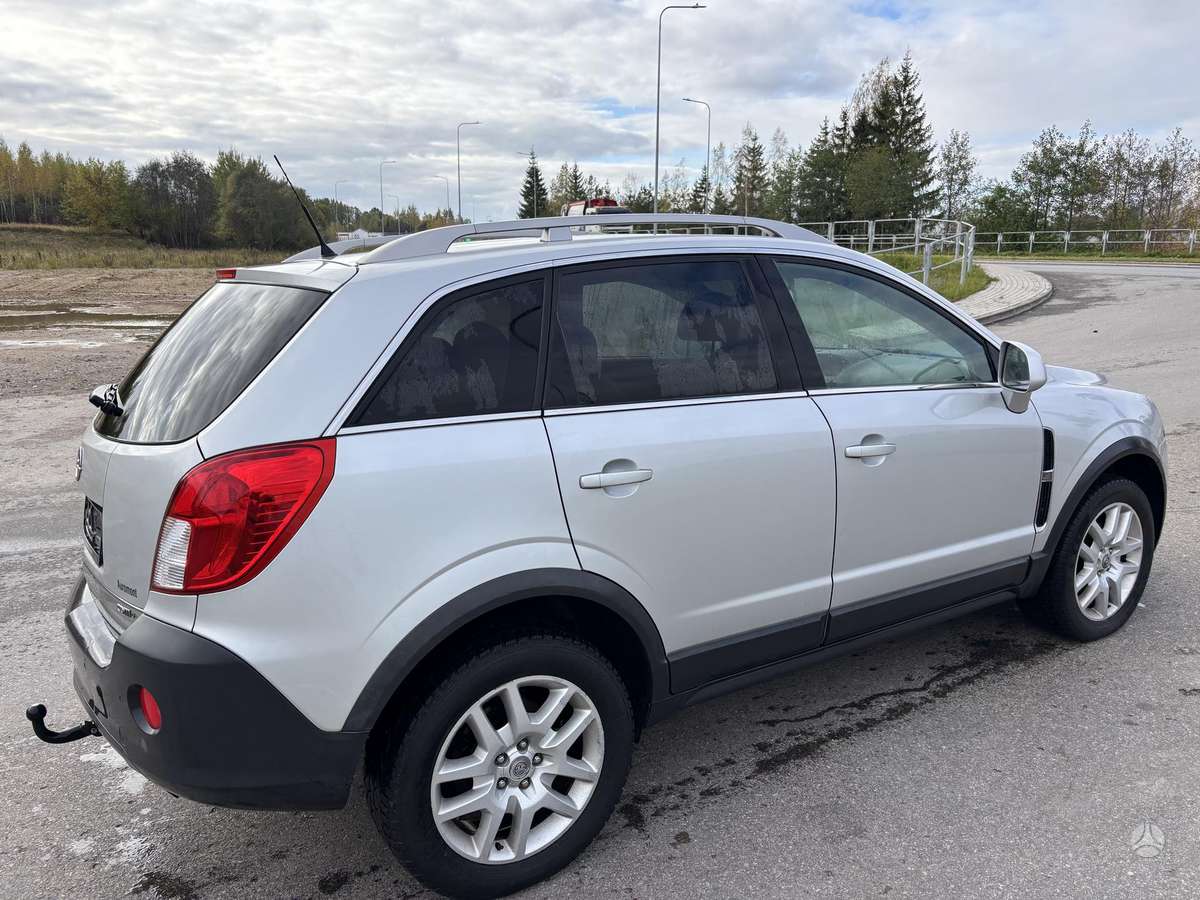 Opel Antara 2012 — photo 7
