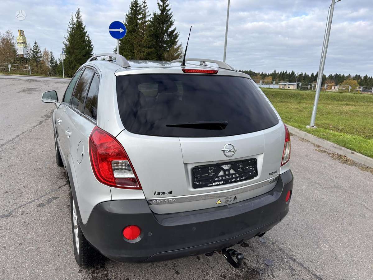 Opel Antara 2012 — photo 9