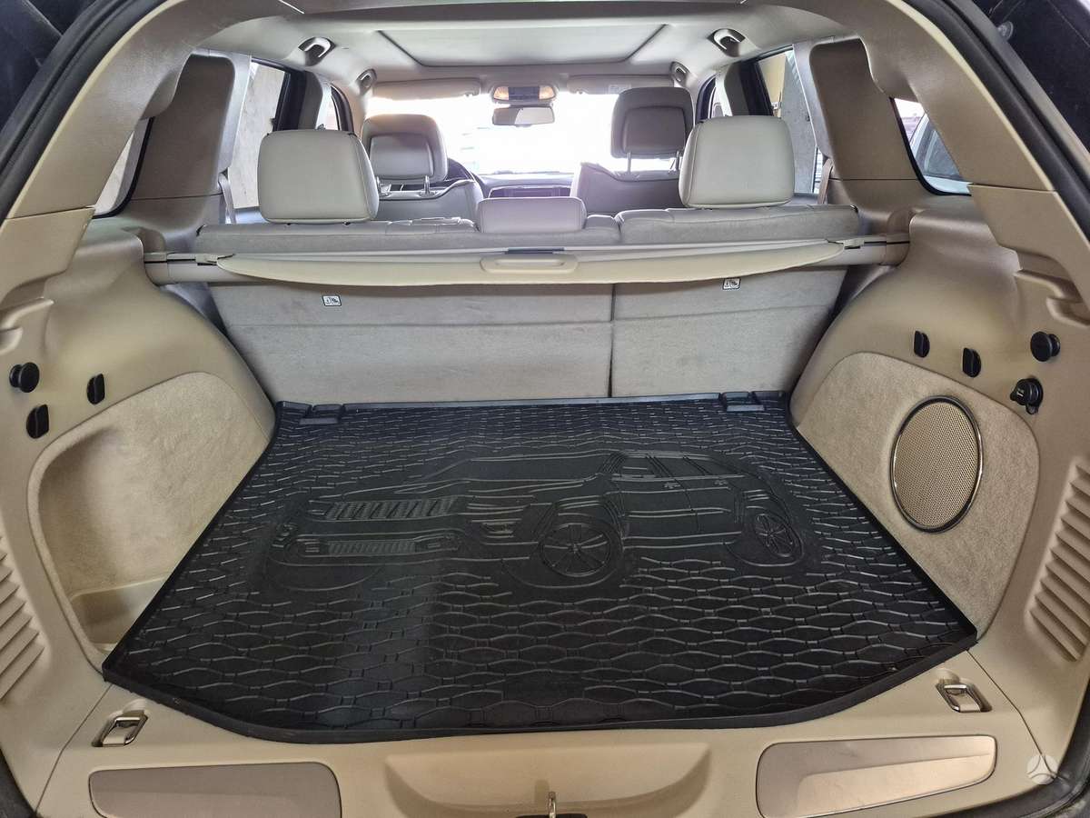 Jeep Grand 2014 — photo 19