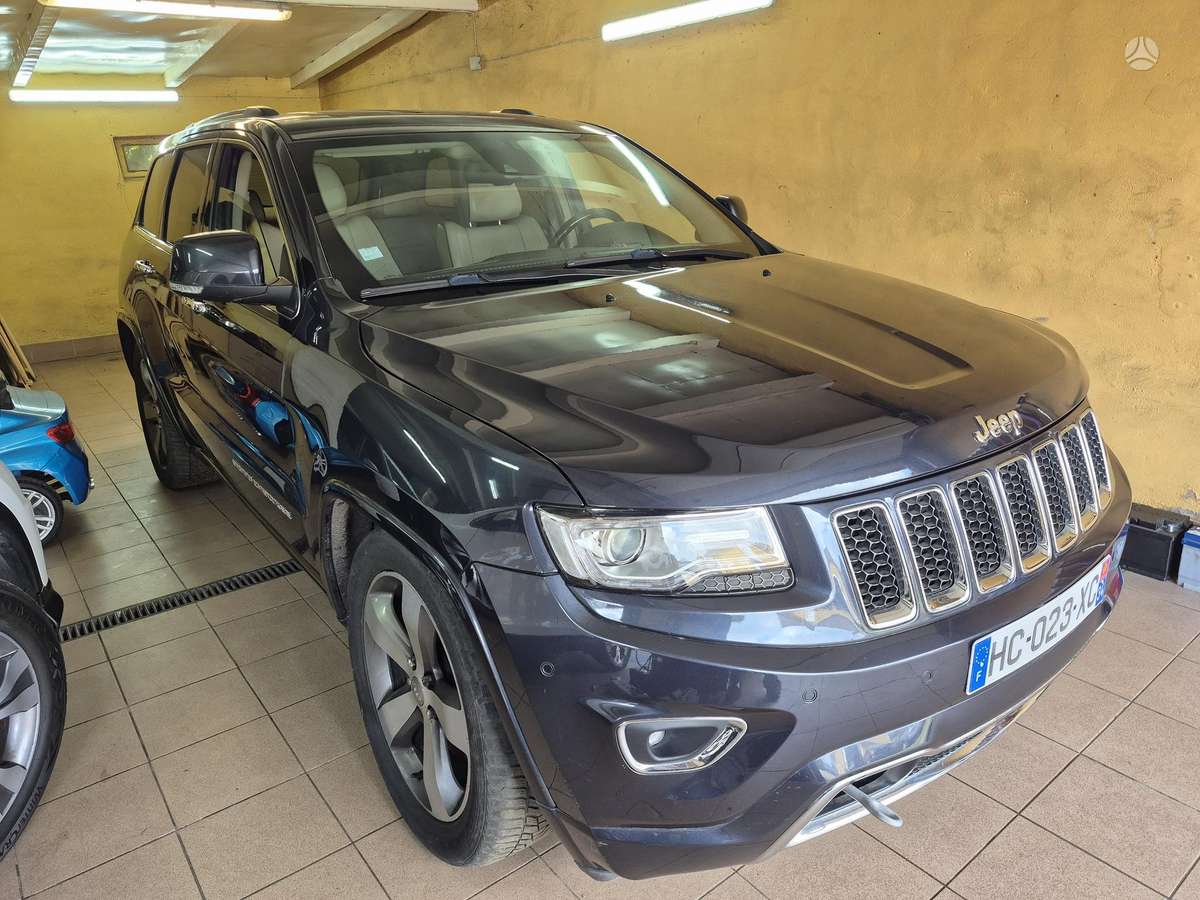 Jeep Grand 2014 — interior
