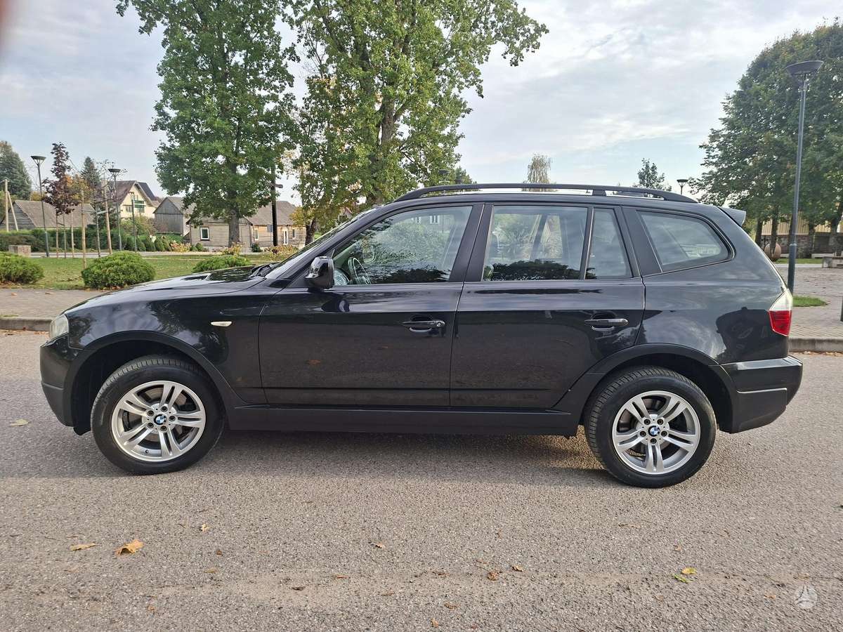 BMW X3 2009 — photo 12