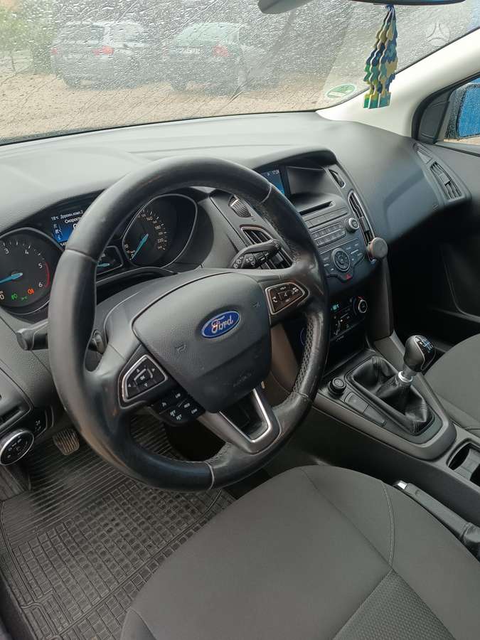 Ford Focus 2015 — фото 13