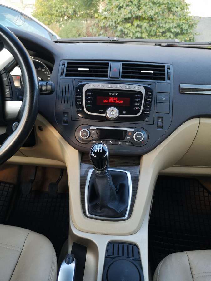 Ford C-MAX 2008 — photo 8