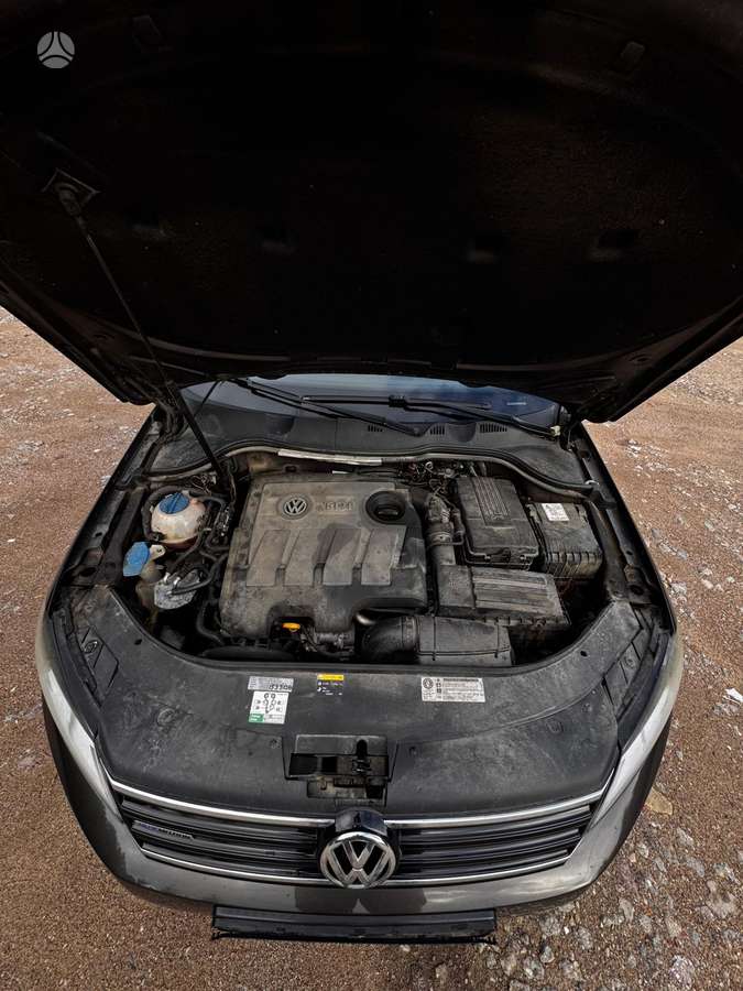 Volkswagen Passat 2013 — photo 7