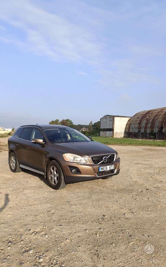 Volvo XC60 2008 — rear view
