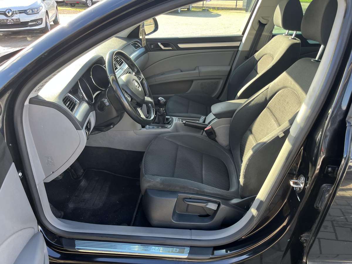 Skoda Superb 2014 — photo 15