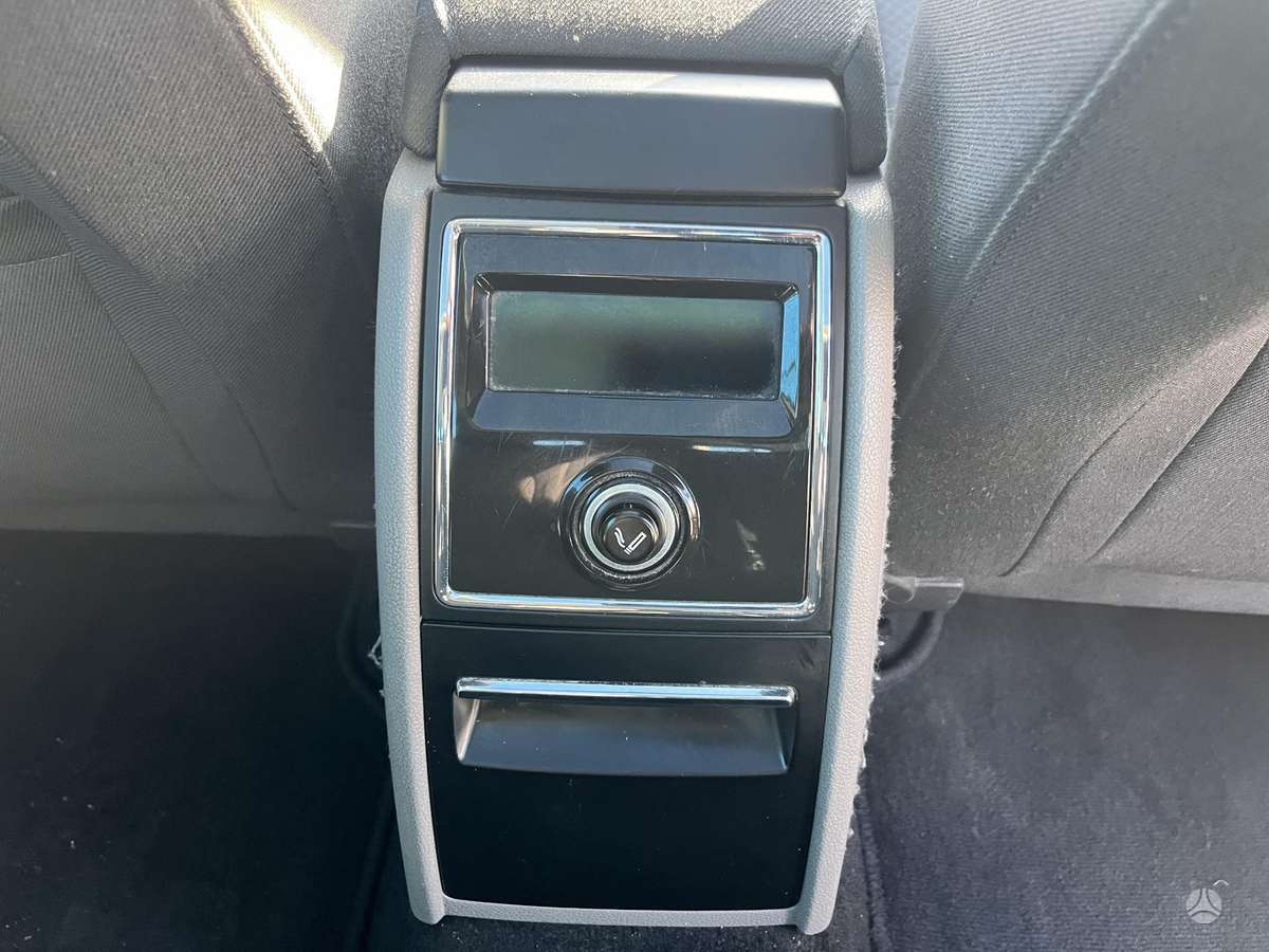 Skoda Superb 2014 — photo 24