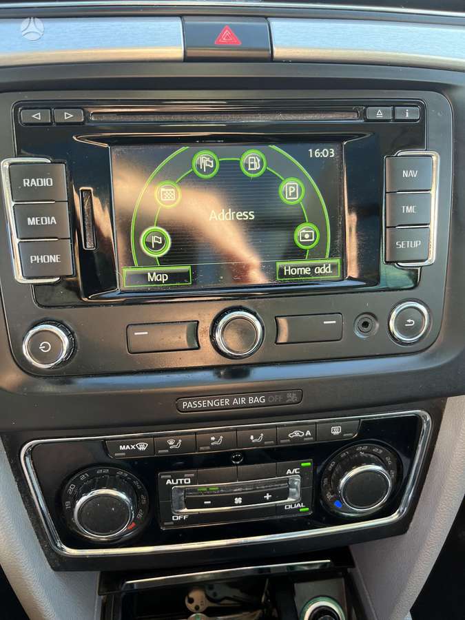Skoda Superb 2014 — photo 28