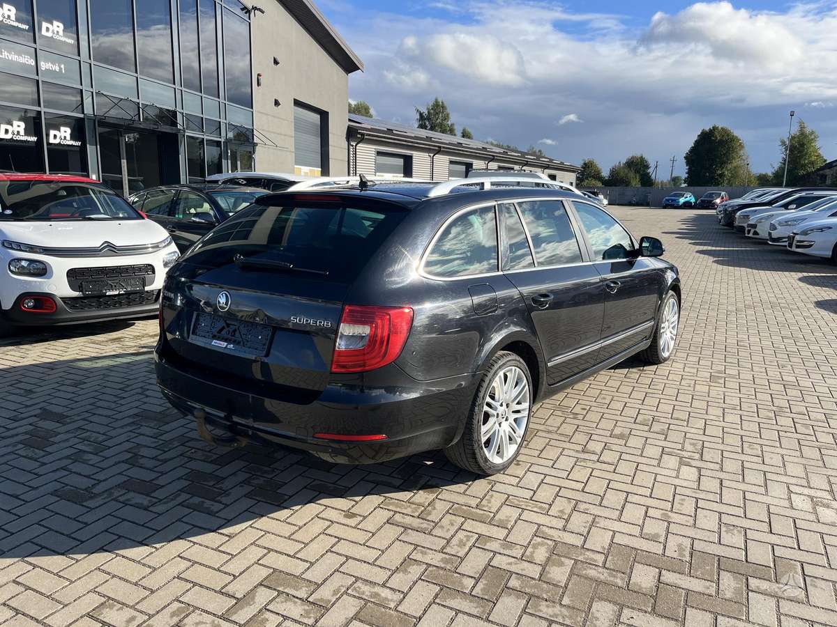 Skoda Superb 2014 — photo 9