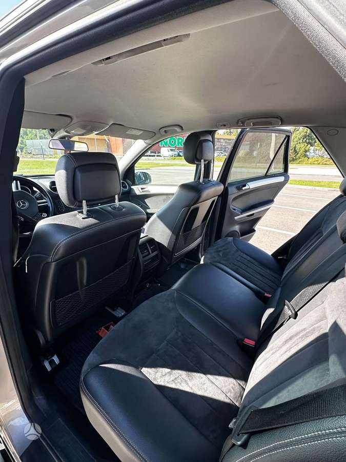 Mercedes-Benz ML280 2008 — photo 11