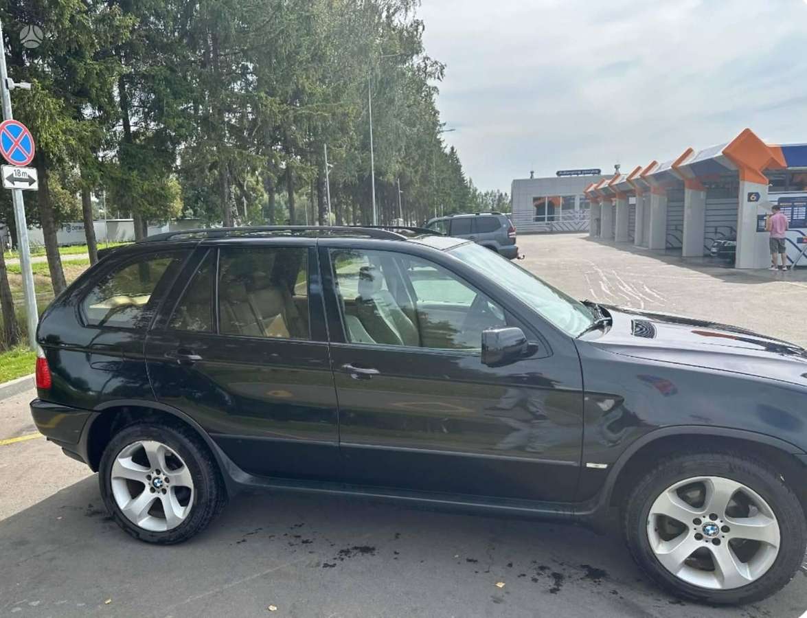 BMW X5 2006 — вигляд ззаду