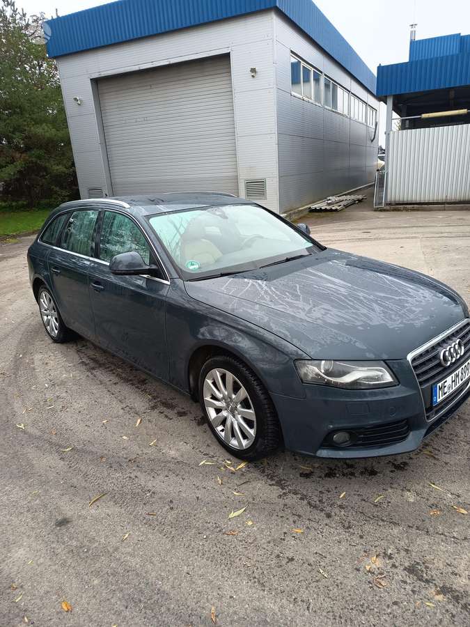 Audi A4 2008 — photo 8