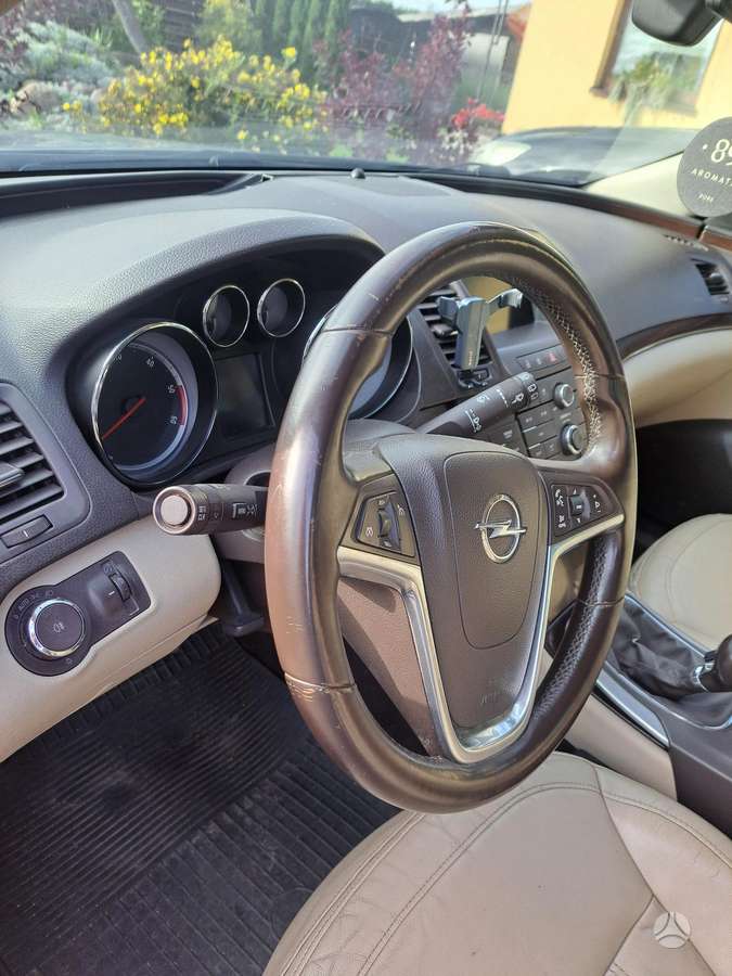 Opel Insignia 2009 — photo 6