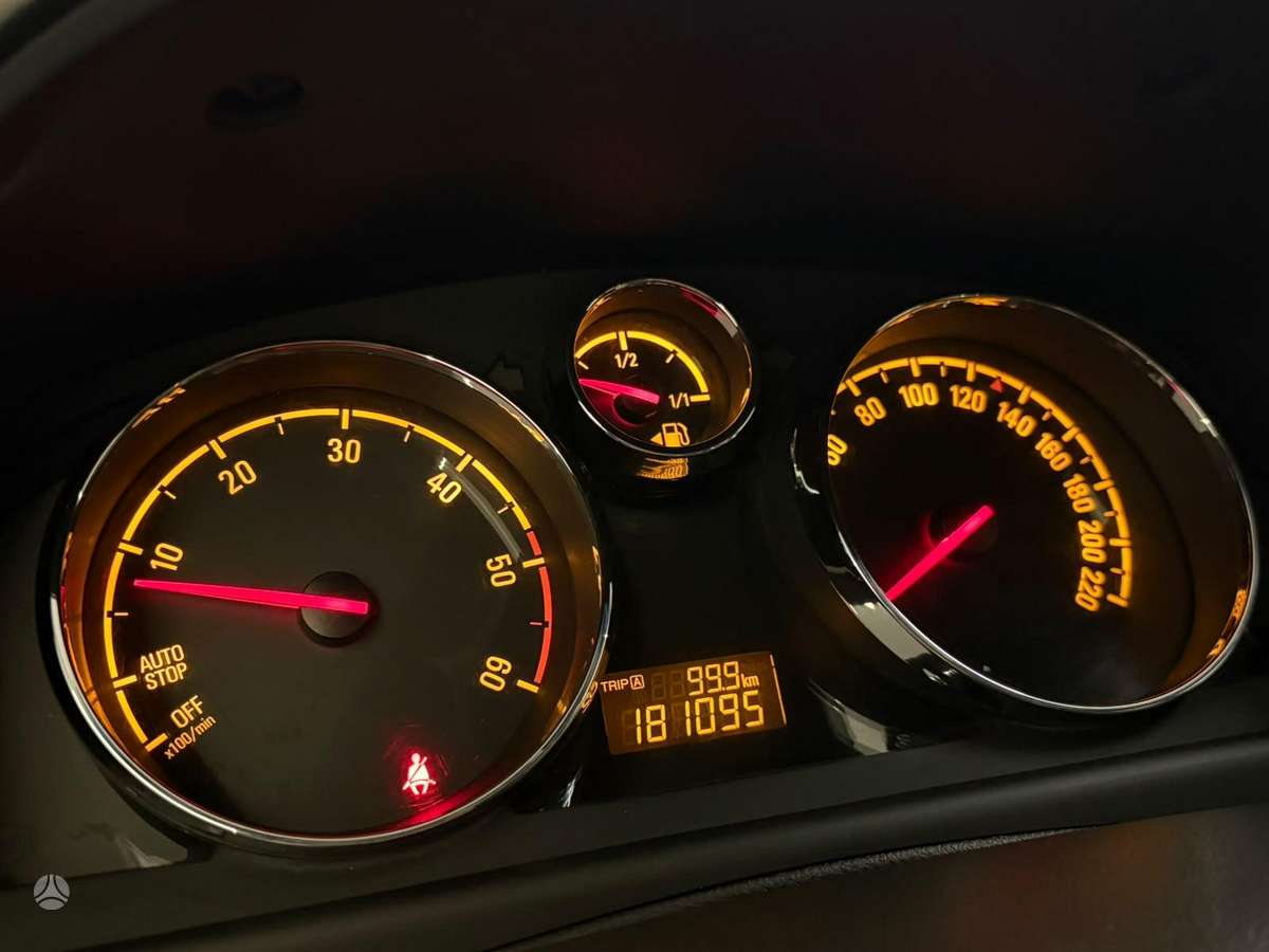 Opel Antara 2014 — photo 6