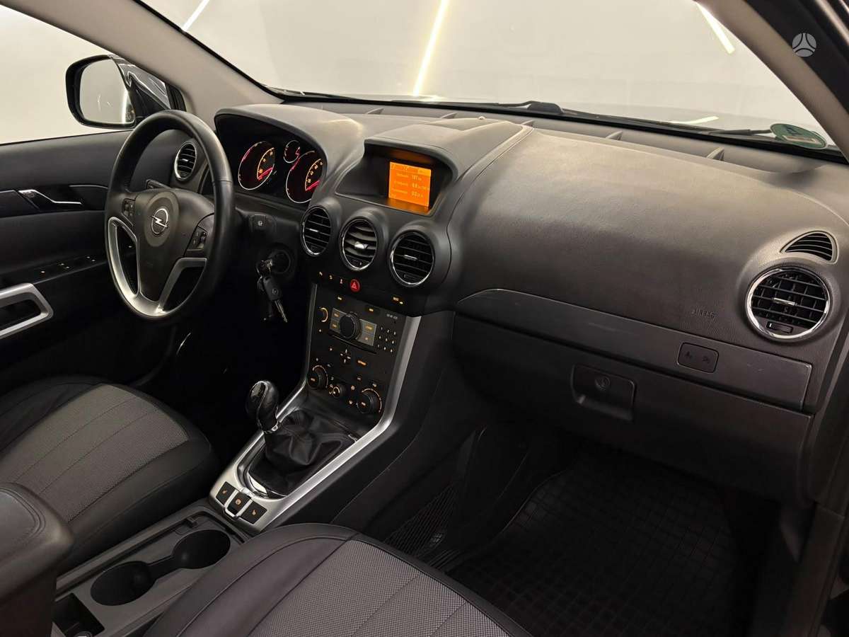 Opel Antara 2014 — photo 9