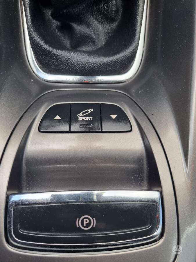Citroen C5 2013 — photo 24